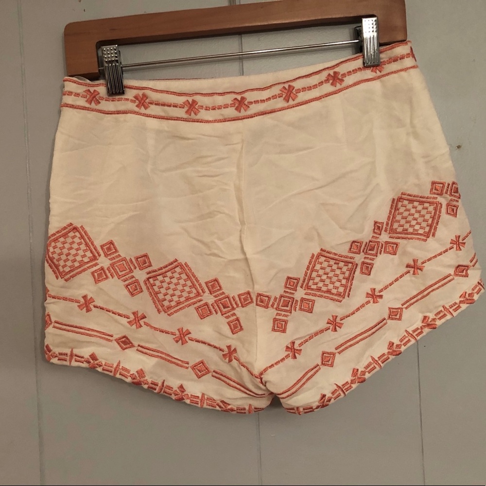 Embroidered high waisted shorts